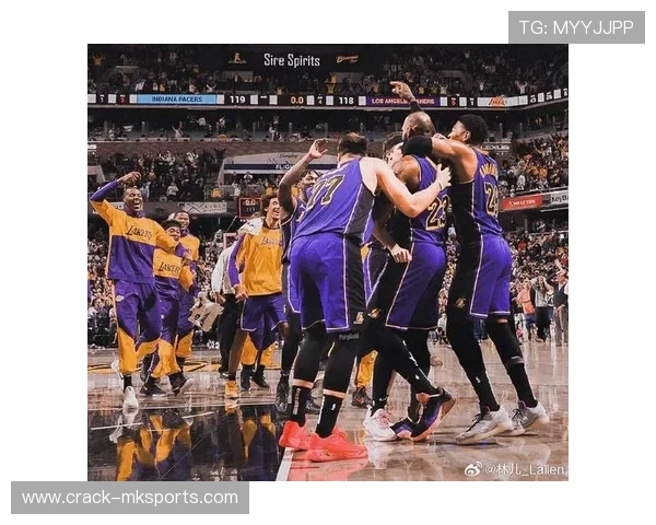 克勒贝尔与东契奇联手出击，球队化学反应引关注