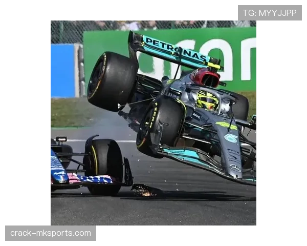 兹沃勒中路渗透引发关注,专家解读赛事策略新趋势 兹沃勒中路渗透引发关注,专家解读赛事策略新趋势