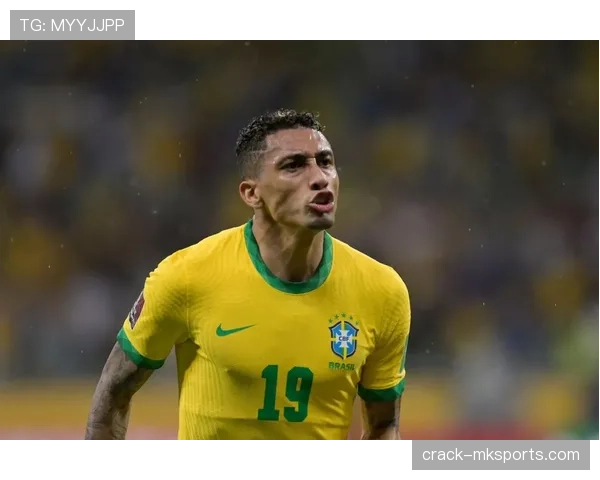 拉菲尼亚状态火热，巴西新偶像续写传奇篇章