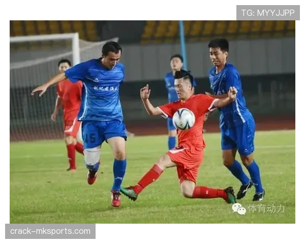 日本J1联赛激战正酣，球迷热情高涨引关注