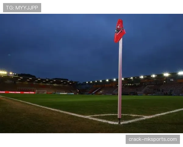 弗格森重返老特拉福德，传授英超经验为新任主帅提供支持