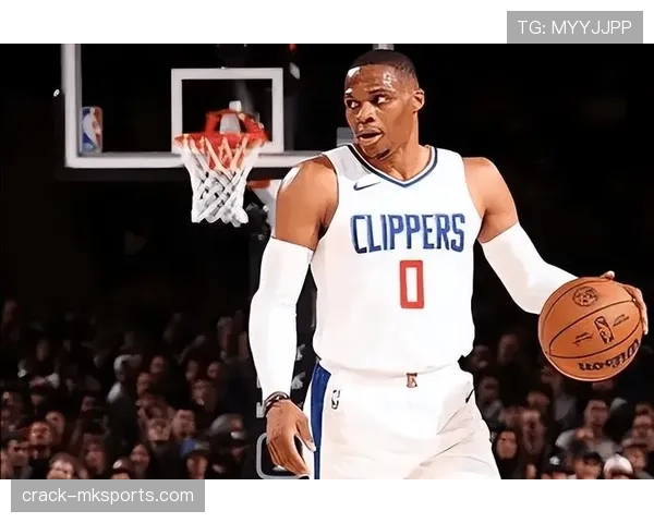 单打撕裂防线拉开空间，谢伊较上季得分更具结构